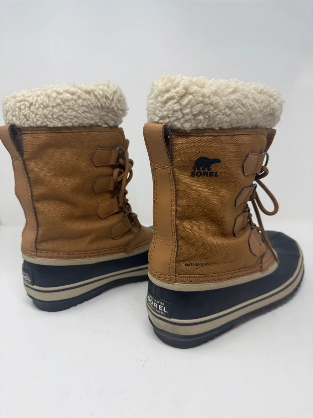 Sorel Caribou Winter Waterproof Boots in Tan and Black - 7.5
